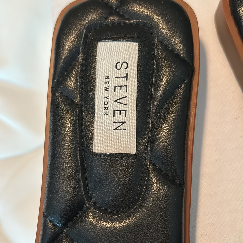 Steven New York Slides - image 3